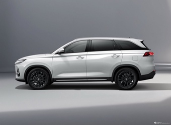 2026款长安CS75 PRO 1.5T DCT 尊享型 7座 官图