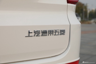 2021款五菱宏光改款 1.5L S基本型LAR