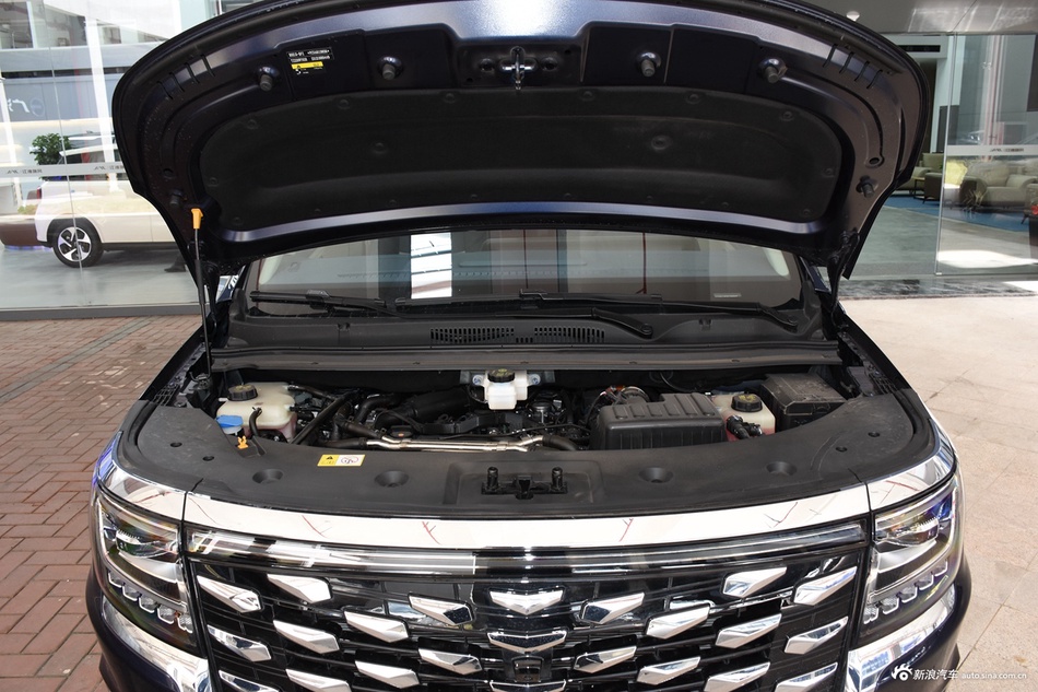 2024款瑞风RF8 PHEV 智聆版 1.5T 150KM 旗舰型