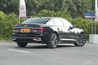 2026款奥迪A6L 45 TFSI quattro 臻选动感型+尊享包