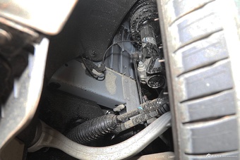 2023款捷尼赛思GV70 2.5T 四驱旗舰版