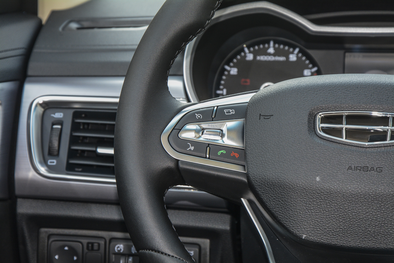 2019款吉利帝豪GL 1.5T 自动精英智享型