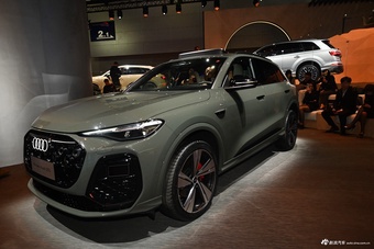 2025广州车展实拍：奥迪Q5L