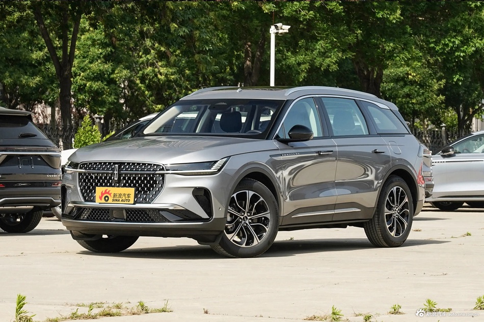 2023款航海家 2.0T 四驱尊逸版