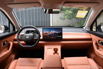 2024款零跑C16 纯电 智驾版图片