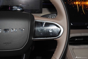 2025款瑞虎8 PLUS C-DM 1.5T 116KM尊贵型 5座