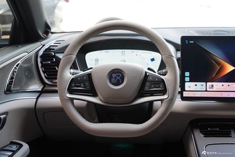 2025款汉EV智驾版 701KM激光雷达旗舰型