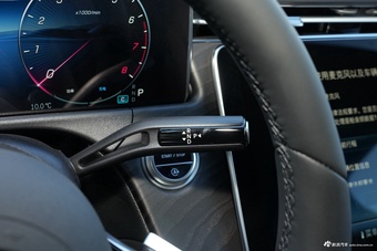 2026款奔驰E级 260 L 经典型