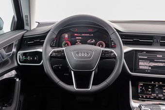 2025款奥迪A6（进口） allroad quattro 55 TFSI 尊享越野型