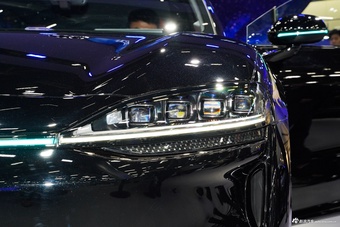 2025广州车展实拍：智界R7