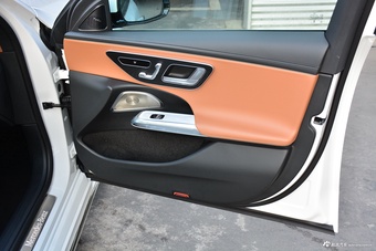 2024款奔驰E级 E 260 L 运动型