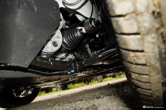 2025款艾瑞泽8 Pro 2.0T 尊享型