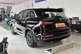 2025款蓝电E5 PLUS 165km 长续航先享版 7座