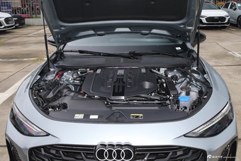 2026款奥迪A6L 3.0T quattro 旗舰型