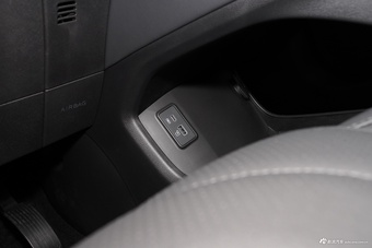 2025款风云A8L 1.5TGDI 145km 豪华型