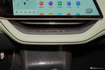 2025款红旗EH7 690 智选版