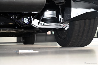 2025款领克900 1.5T Ultra 晨晖蓝