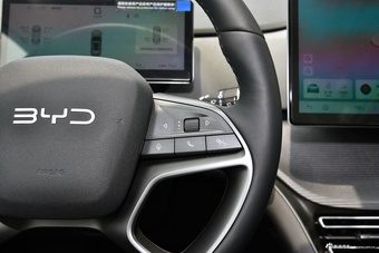 2025款海狮05 DM-i 智驾版 75KM尊贵型