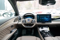 2024款比亚迪汉EV 荣耀版 605KM前驱尊贵型