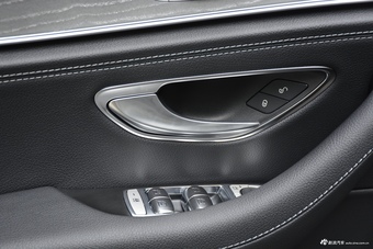 2021款奔驰E级 E 300 L 尊贵运动版