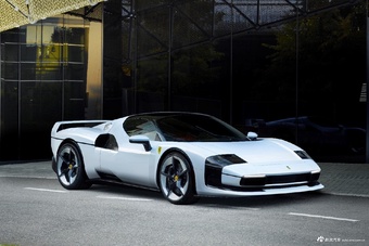 2026款法拉利SC40官图