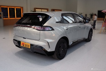 2026款极狐贝塔T1 450 PRO
