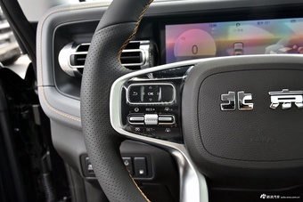 2025款北京BJ40e 魔核电驱进阶版