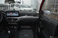 2021款福克斯Active EcoBoost 180劲潮型