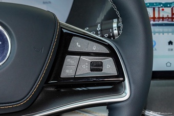 2024款比亚迪唐EV 荣耀版 730KM 尊享型