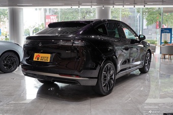 2025款昊铂HT 670 Max版