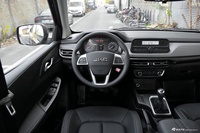 2022款宝典2.5T柴油两驱舒享版长轴JX4D25A6L