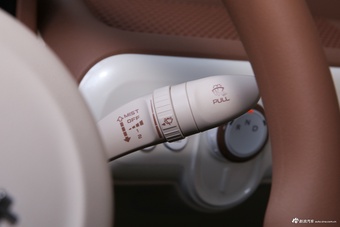 2026款奔腾小马222km 闪耀马