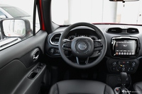 2021款自由侠 220T 自动80周年纪念版