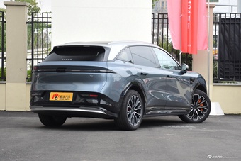 2025款ZEEKR 7X 100kWh 长续航后驱智驾版