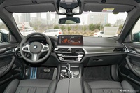 2022款宝马5系(进口) 改款二 530i 风尚版 M运动套装