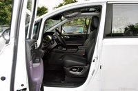 2025款传祺M6 MAX 270T 豪华版版