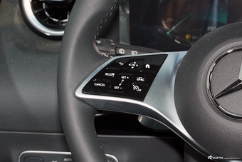 2025款奔驰GLA 200