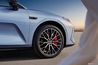 2025款银河E8 620km 四驱星舰激光雷达智驾版