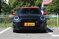 2024款电动MINI COOPER 452km SE 赛车手