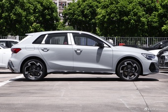 2025款奥迪A3 Sportback 35TFSI 飞驰尊享型 +豪华臻选包