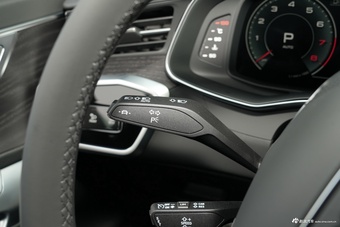 2026款奥迪A6L 45 TFSI quattro 臻选动感型+尊享包