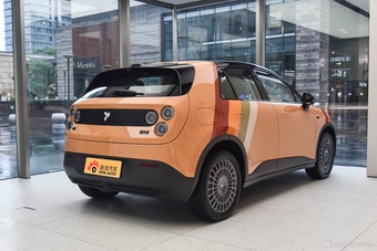 2025款萤火虫 游牧美拉德版