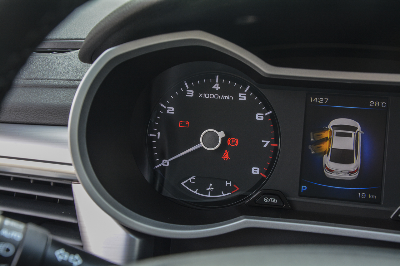 2019款吉利帝豪GL 1.5T 自动精英智享型