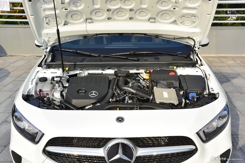2022款奔驰A级 改款 A 200 动感型