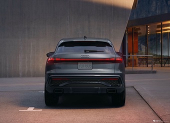 2026款奥迪Q5 Sportback(海外) 基本型 官图