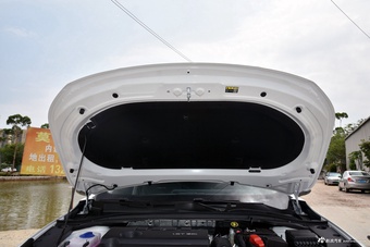 2025款艾瑞泽8 1.6T DCT尚