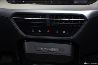 2025款凌渡L 280TSI DSG炫辣版