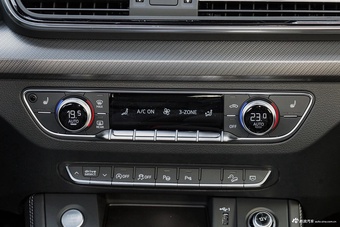 2024款奥迪Q5L 45 TFSI 豪华动感型