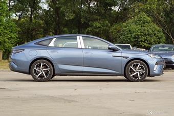 2026款海豹07 DM-i 1.5T 135km 尊贵型