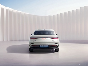 2025款海豹07 DM-i 智驾版 1.5T 125km 旗舰型 官图